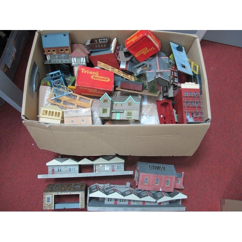 288 - A Box of Trackside Buildings, various gauges, plastic, resin and card - houses, commercial, station ... 