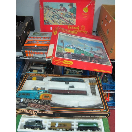 298 - Five 'OO' Gauge/4mm Train Sets, Lima diesel shunter plus two wagons (part box, poor), a 