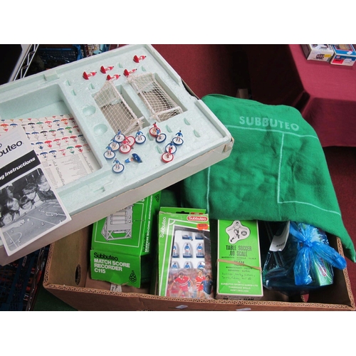 299 - Subbuteo - Table Soccer, club edition (boxed, unchecked), C115 match score recorder, team packs, etc... 