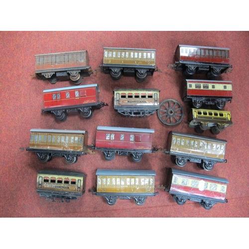 324 - Thirteen Hornby No 1 Etc 'O' Gauge Unboxed Four Wheel Coaches, fair to good.