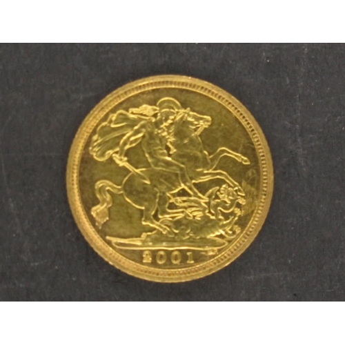 37 - A 2001 QEII Half Sovereign.