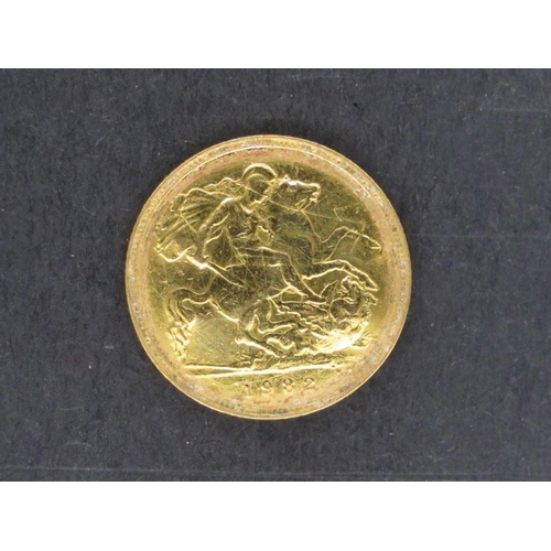52 - A 1982 QEII Half Sovereign.