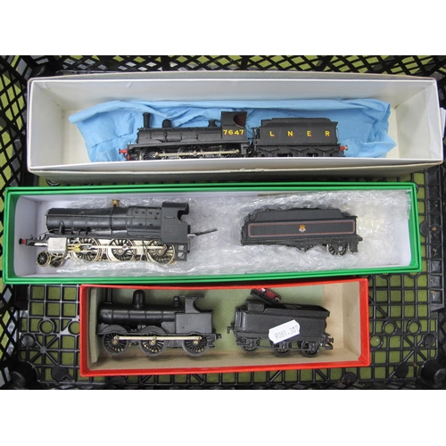 377 - Three 'OO' Gauge/4mm Kit Built Boxed Steam Locomotives With Six Wheel Tender, a Class 43XX 2-6-0 BR ... 