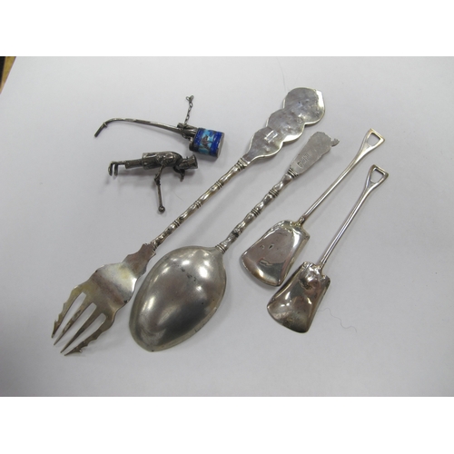 1097 - A Small Collection of Chinese Silver, to included; four buckets and two spades, a miniature enamelle... 