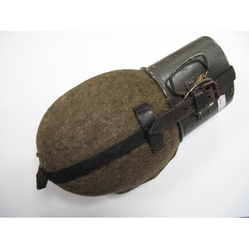 506 - A WWII German Water Canteen, overall fair condition with age related wear/corrosion, etc, 25cm x 14c... 