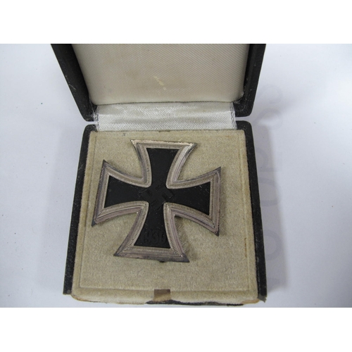 481 - WWII German iron Cross First Class - Breast Badge, with catch/pin on reverse front of the iron core ... 