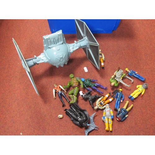 416 - An Original Star Wars Trilogy Model Tie Fighter, together with thirteen model figures/creatures, Sta... 