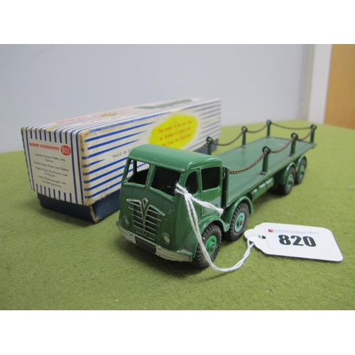 820 - A Boxed Dinky Toys Foden Flat Truck With Chains, 905, dark green, some chipping to raised edges note... 