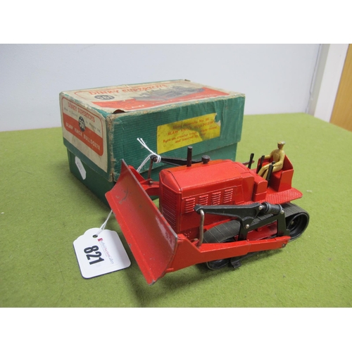 821 - A Dinky Supertoys No 561 Diecast Model Blaw Knox Bulldozer, red paint work, tan driver, chipping and... 