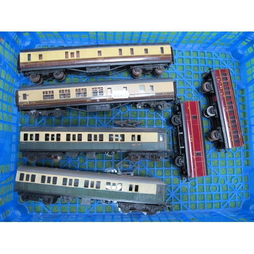 533 - A Tri-ang 'OO' Gauge/4mm Class 4 