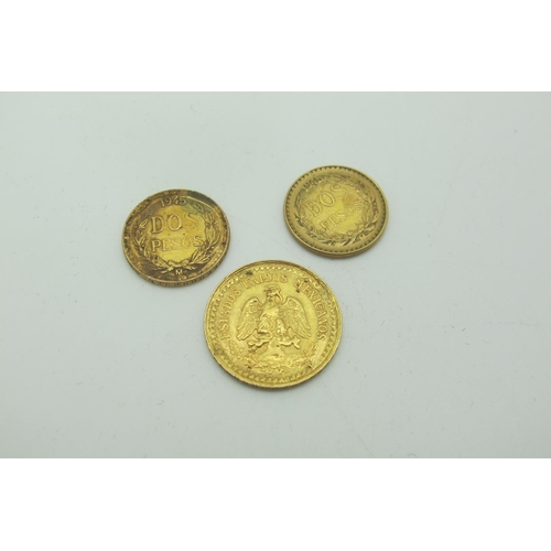 582 - Three 1945 Mexico Gold Coins, a two and a half Pesos and a pair of two Pesos.