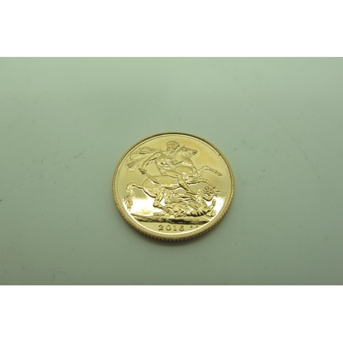 598 - 2016 QEII Gold Sovereign.