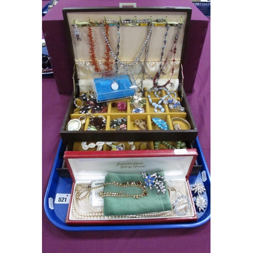 521 - A Mixed Lot of Assorted Costume Jewellery, including bead necklaces, vintage twig coral necklace, br... 