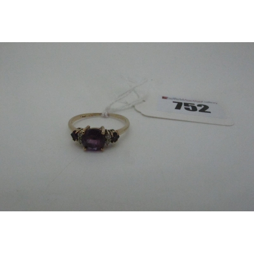 Lot 752       