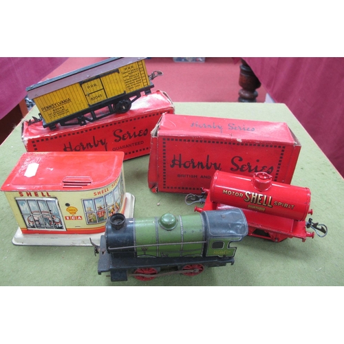 448 - A Hornby 'O' Gauge Clockwork 0-4-0 Tank Locomotive, green/black livery, missing key, untested. Hornb... 