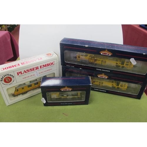 452 - Two Bachmann 'OO' Gauge/4mm 'Plasser' Tamper Machines, Ref No 36-160 (non motorised) and Ref No 36.1... 