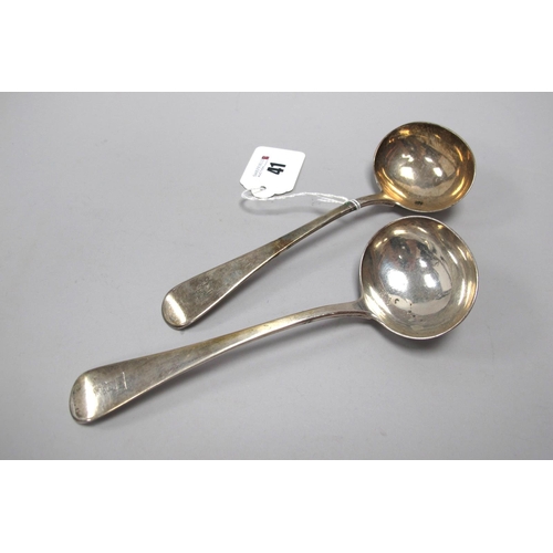 41 - A Pair of Hallmarked Silver Old English Pattern Sauce Ladles, Richard Sibley II, London 1837, creste... 