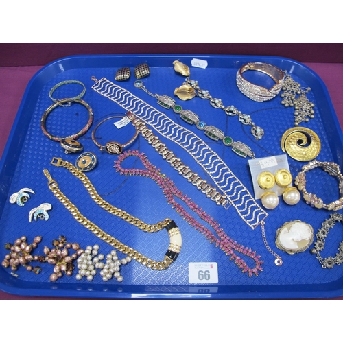 66 - Assorted Costume Jewellery, including earrings, 'Miracle' bracelet, bangles etc :- One Tray