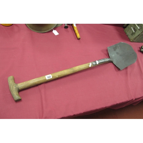 332 - A 1956 Caldwell British Military Shovel No H235