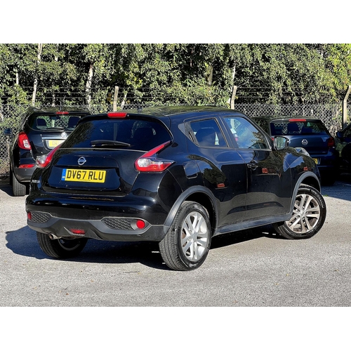 1000 - 2017 [DV67 RLU] Nissan Juke SUV, 1.6 petrol N-Connecta 5-door Xtronic in black with Automatic Gearbo... 