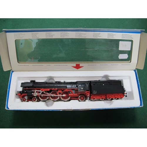 628 - A Marklin Hamo 'HO' Gauge #3021 DB 4-6-2  Continental Outline Locomotive and Ten Wheeled Tender, R/N... 