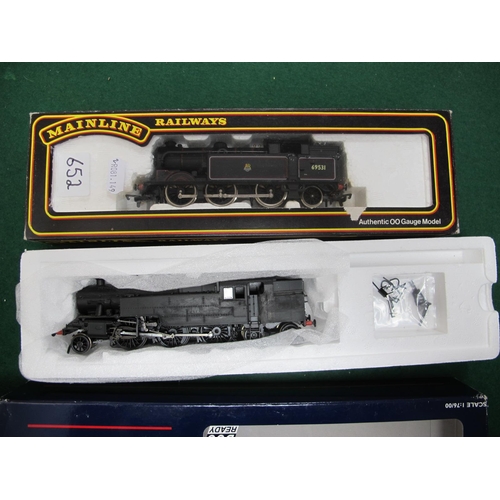 652 - Two 'OO' Gauge/4mm Boxed Tank Steam Locomotive, Ref No 32-875 2-6-4 (good but decals painted over), ... 