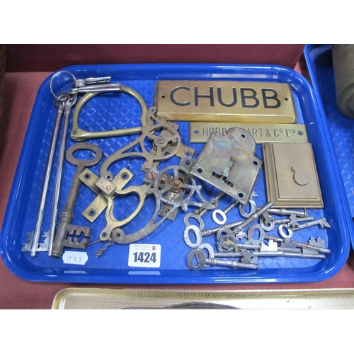 1424 - Hobbs Co Brass Sliding Lock Plate, Hobb's Co London Keys, Collinson Co master key, brass Chubb name ... 