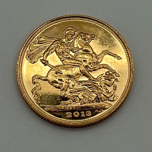 124 - 2013 QEII Gold Sovereign.