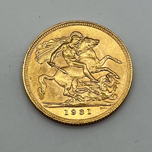 133 - 1931 George V Gold Sovereign, Pretoria Mint.