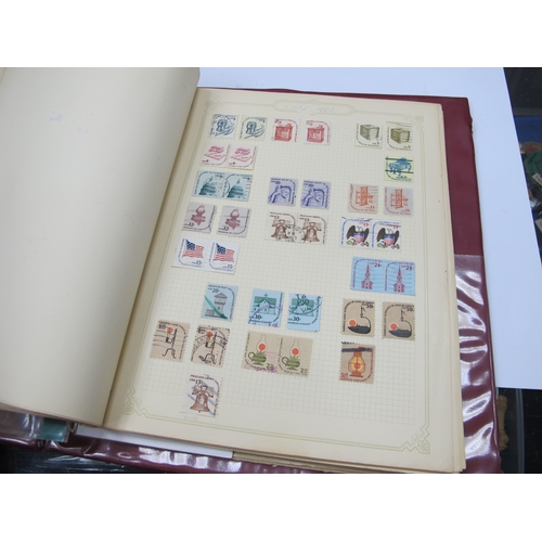 1395 - A Collection of United States Stamps, early to modern, housed in a loose leaf album, a few covers, a... 