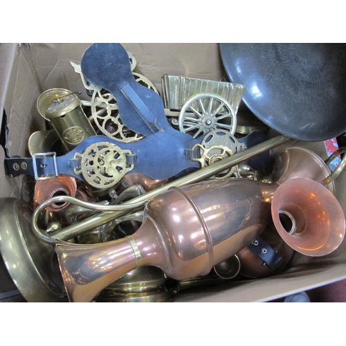 1024 - Pewter Bowl, mini musical miners lamp, horse brasses, copper and other metal ware:- One Box.