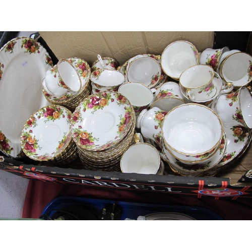 1210 - Royal Albert 'Old Country Roses' Table China, of approximately eighty pieces, all 1st quality