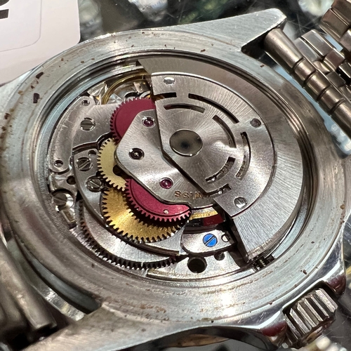 180 - Rolex; A c.1960's Submariner Stainless Steel Automatic Gent's Wristwatch, Model: 5513, Serial No: 17... 