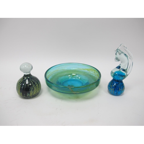 1004 - A Mdina Turquoise Glass Shallow Bowl, with yellow speckle inclusion, 19cm diameter, similar seahorse... 