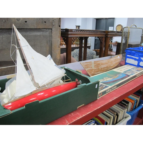 1366 - Model Boat Interest, to include two pond yachts, rigging, billing boats, Nordkap/476 balsa wood kit ... 