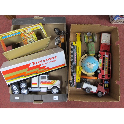 462 - A collection of Timplate, Diecast and Pressed Steel Model Vehicles etc, to include Mettoy Fort Comma... 