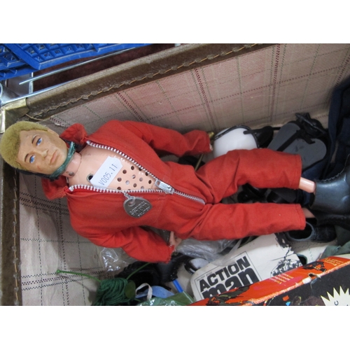 343 - Vintage Action Man Interest, to include a late 1960's Palitoy commander figure, blonde flock hair, i... 