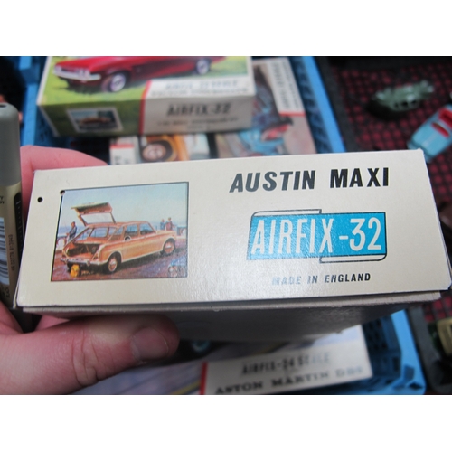 413 - Five Airfix 32 and 24 Scale Plastic Model Kits, comprising of Austin Maxi (53), 1933 Alfa Romeo (52)... 