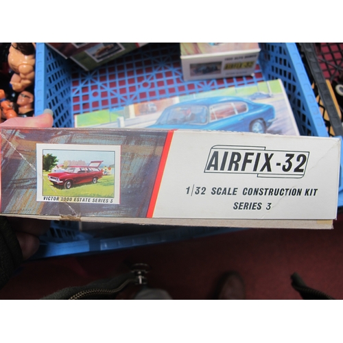 413 - Five Airfix 32 and 24 Scale Plastic Model Kits, comprising of Austin Maxi (53), 1933 Alfa Romeo (52)... 