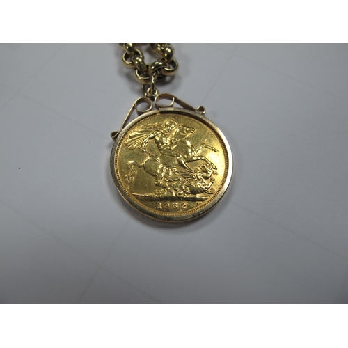 340 - A 9ct Gold Belcher Link Bracelet, suspending an Elizabeth II Sovereign, 1962, loose set within penda... 