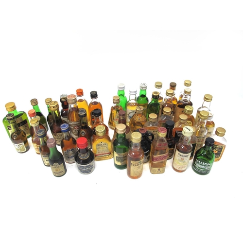 1380 - Whisky - Collection of Scottish & Irish Whiskies, including Tamdhu, Whyte & Mackay, Bells, Glengoyne... 