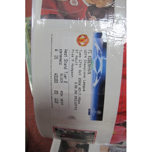 185 - Manchester United Scrapbooks, containing magazine prints, press cuttings, tickets, Typhoo cards etc,... 