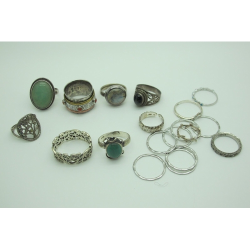 445 - A Collection of Assorted Rings, including 