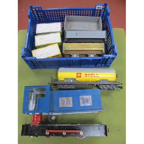 653 - Seven 'O' Gauge/7mm Unboxed Items of Rolling Stock, a Lima bogie Shell tank wagon, three Lima four w... 