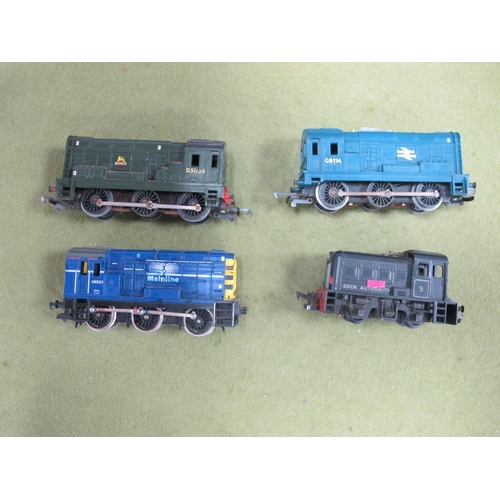 701 - Three 'OO' Gauge Class 08 Shunter Locomotives, by Hornby, Triang to include Hornby 0-6-0 diesel shun... 