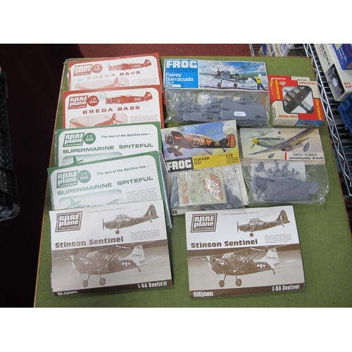 705 - Nine 1:72nd Scale Plastic Model Kits/Vacform Kits by Rareplane, Frog, Airfix to include Airfix 72 sc... 