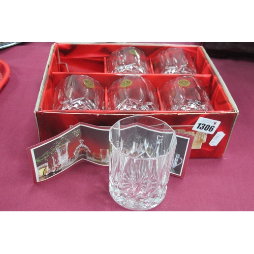 1306 - Royal Crystal Rock 24% Lead Crystal Quality Whisky Glasses (6), boxed.