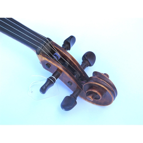 1325 - A Fine English Viola, made by William Robinson, Plumstead London, in 1925, signed internally to the ... 