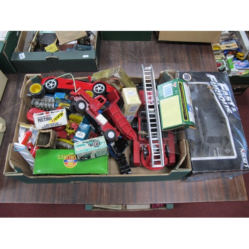 1062 - Children's Toys, comprising mainly of cars, including RC from Fast and Furious, with some boxed from... 