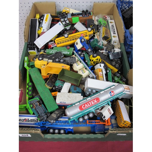 424 - A Quantity of Plastic and Diecast Model Vehicles by Matchbox, Majorette,  Lledo, Walthers, Herpa and... 